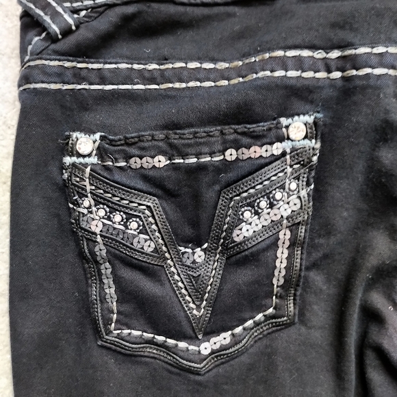 EUC Vigoss Black Chelsea Skinny Jean Sz 15/16, 31" Long - Picture 7 of 11